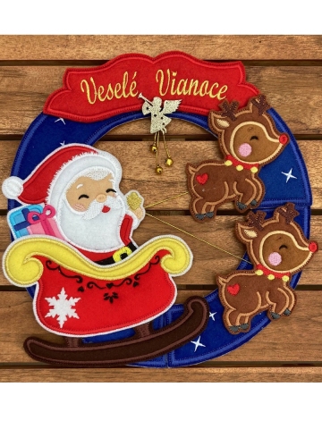 Santa na saniach